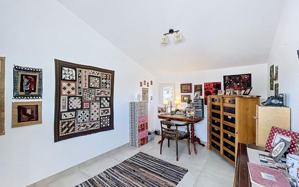 Appartement à vendre    4 pièces • 104 m2 Antibes