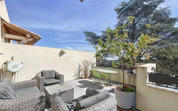 Appartement à vendre    4 pièces • 104 m2 Antibes