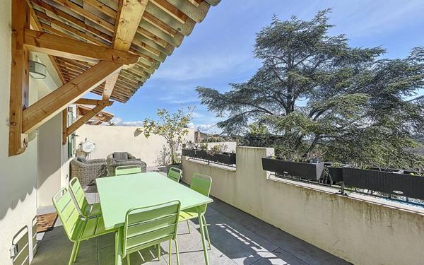 Appartement à vendre    4 pièces • 104 m2 Antibes