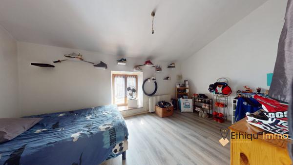 Immeuble mixte en très bon état