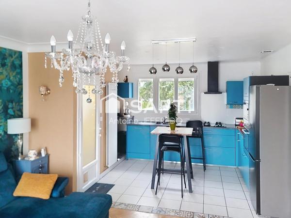 Maison rénovée avec jardins