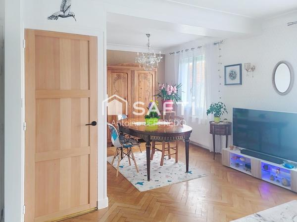 Maison rénovée avec jardins