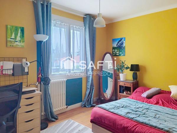 Maison rénovée avec jardins