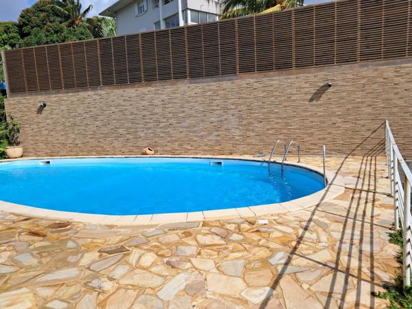 Maison d'architecte avec une belle vue dégagée