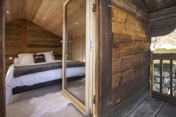 Verchaix (74440) Propriété d’exception 430 m² rénovée, vue montagnes, 17 000 m² en zone naturelle, proche Grand Massif