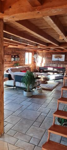 Verchaix (74440) Propriété d’exception 430 m² rénovée, vue montagnes, 17 000 m² en zone naturelle, proche Grand Massif