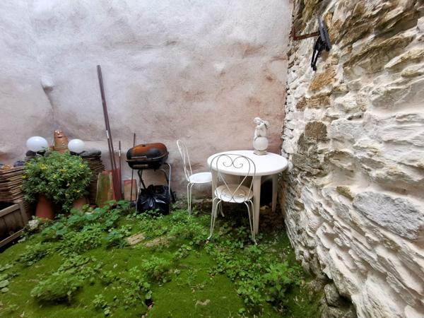 Faugères (34600) Charmante Maison de village rénovée au coeur du Hameau du Soumartre, Faugères