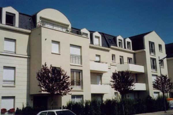 Location                                                      Appartement
                        
                     1 pièces                      37 m2                     à Villers-Cotterêts