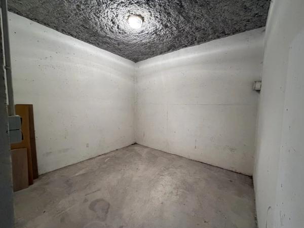 Location                                                      Appartement
                        
                     1 pièces                      37 m2                     à Villers-Cotterêts