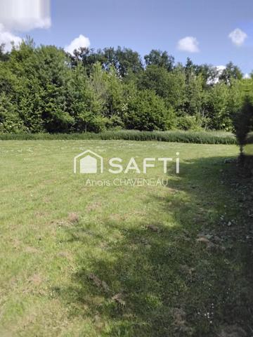 FERMETTE DE CARACTÈRE