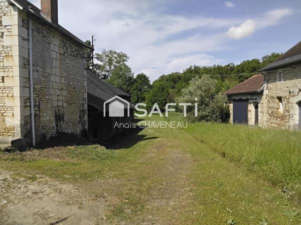 FERMETTE DE CARACTÈRE