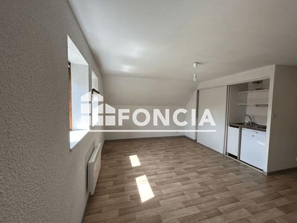 Location Studio 31 m² - 3 ALLEE DE L'ILE MEABAN Vannes 56000