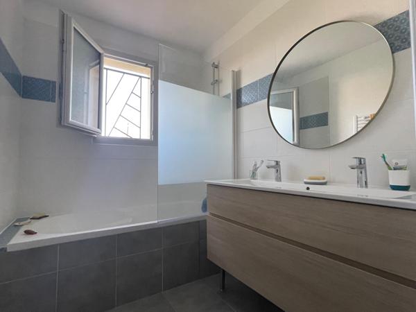 Exclusivité : Maison récente T4 avec garage centre ville