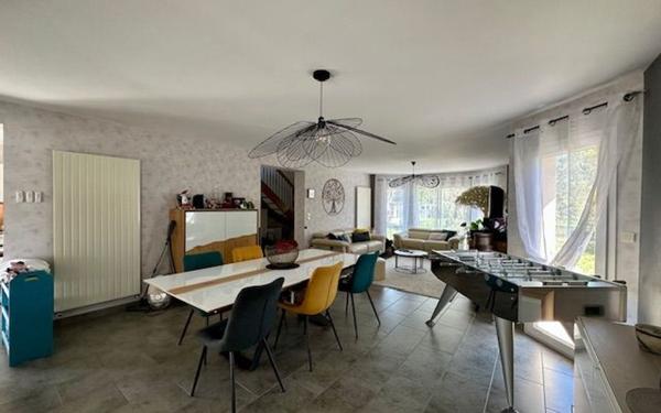 Maison à vendre    5 pièces • 164 m2 Donges