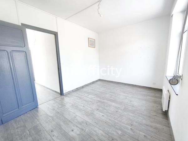 Maison
         4 pièces
        - 96 m² 249 000 € *