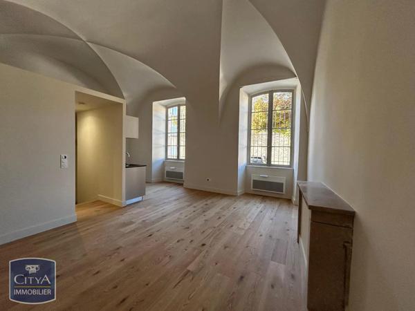 Appartement à louer 1 pièce 33.2m² Dole (39100)