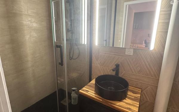 Appartement à louer    1 pièce • 16 m2 Levallois-Perret