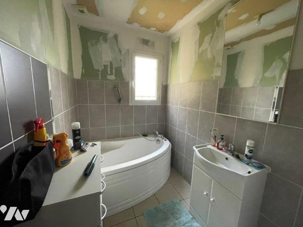 MIELAN (32) à 5min, au calme villa de 2009 et grande dépendances avec appartement sur 3ha25a15ca