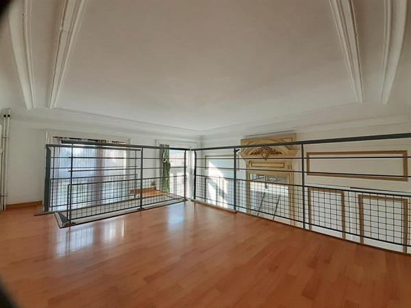 Appartement studio avec mezzanine