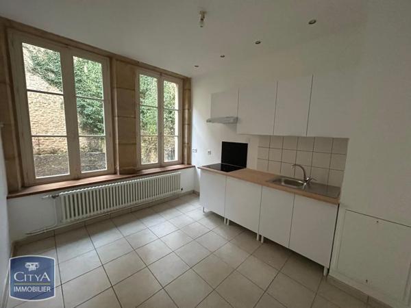 Appartement à louer 5 pièces 113.98m²