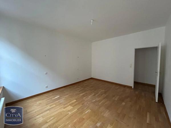 Appartement à louer 5 pièces 113.98m²