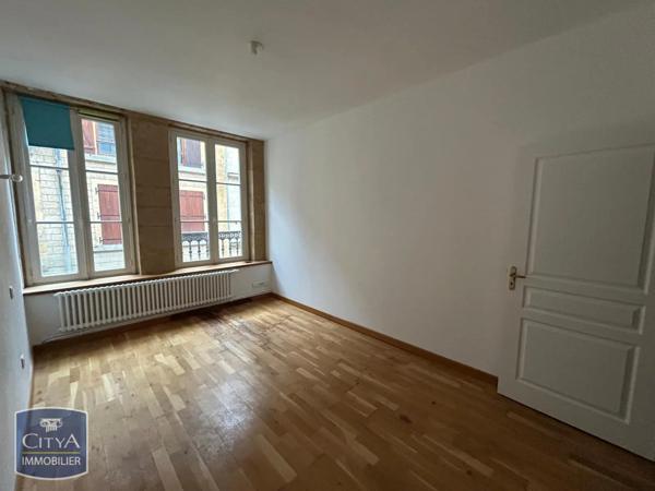 Appartement à louer 5 pièces 113.98m²
