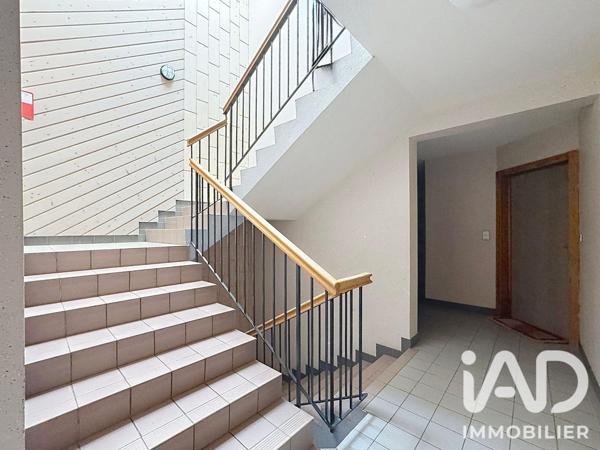 Location studio 29,7 m² Morbier