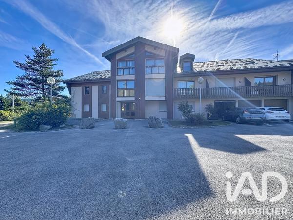 Location studio 29,7 m² Morbier