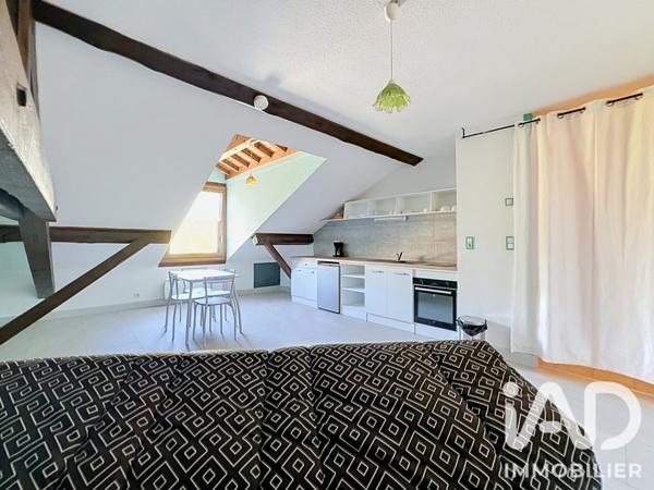 Location studio 29,7 m² Morbier