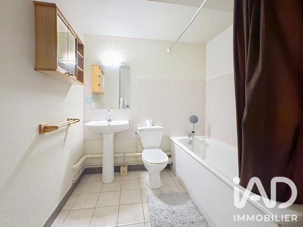 Location studio 29,7 m² Morbier