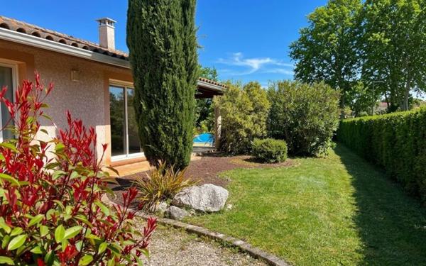 Maison à vendre    5 pièces •  Brax