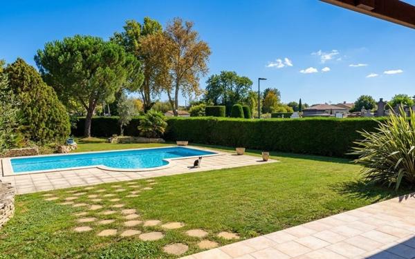 Maison à vendre    5 pièces •  Brax