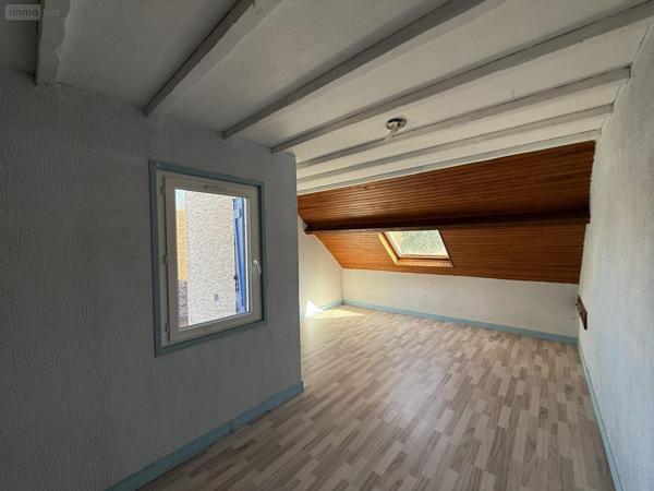 Maison individuelle à vendre à Hauterive dans l'Allier (03270), ref : 2025/929-03020