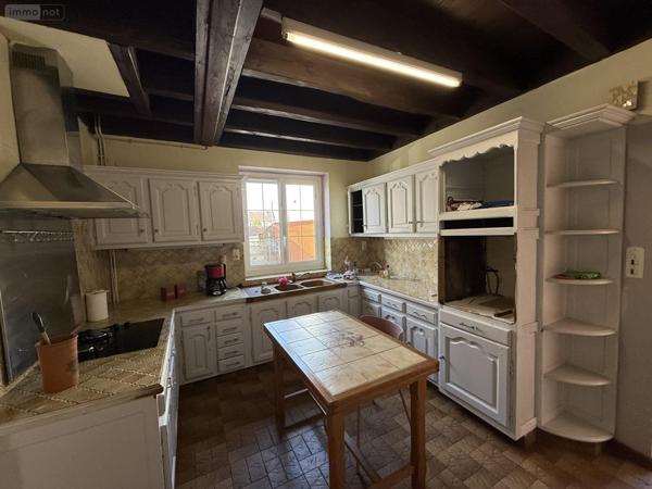 Maison individuelle à vendre à Hauterive dans l'Allier (03270), ref : 2025/929-03020