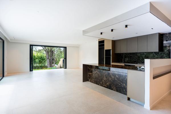 AIX-EN-PROVENCE - LA TORSE - MAISON - 310 M2 - JARDIN -1 292 M2 - PISCINE - GARAGE - 3 900 000€