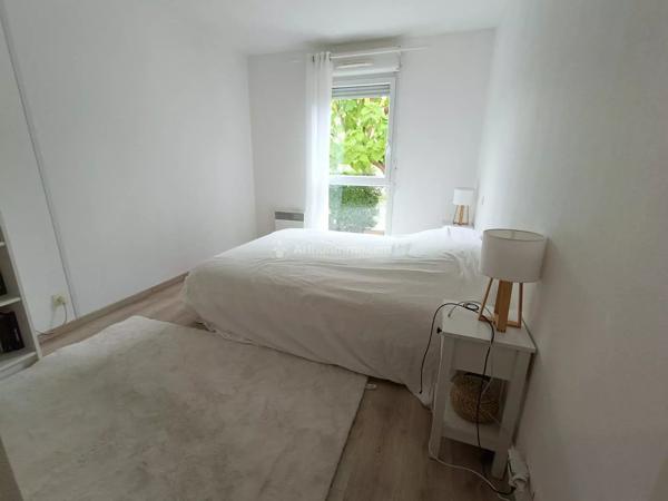 Vente                                                      Appartement
                        
                     3 pièces                      58 m2                     à Saint-Juéry