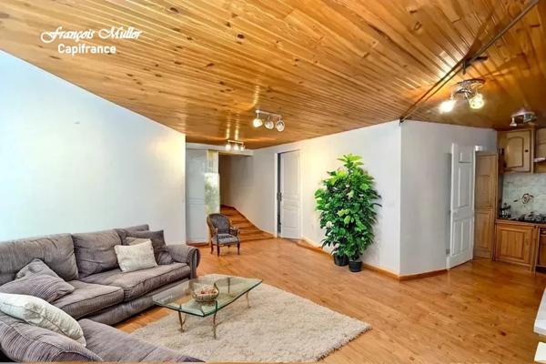 Splendide Propriété de 325 m2 à proximité de Pierrevert, 8800 m2 de terrain