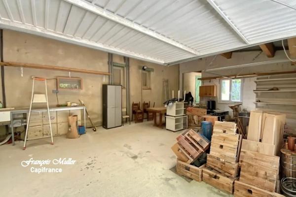 Splendide Propriété de 325 m2 à proximité de Pierrevert, 8800 m2 de terrain