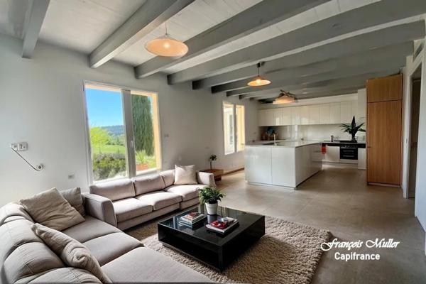 Splendide Propriété de 325 m2 à proximité de Pierrevert, 8800 m2 de terrain