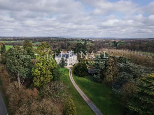 Joli château du XIXe siècle à vendre en Mayenne