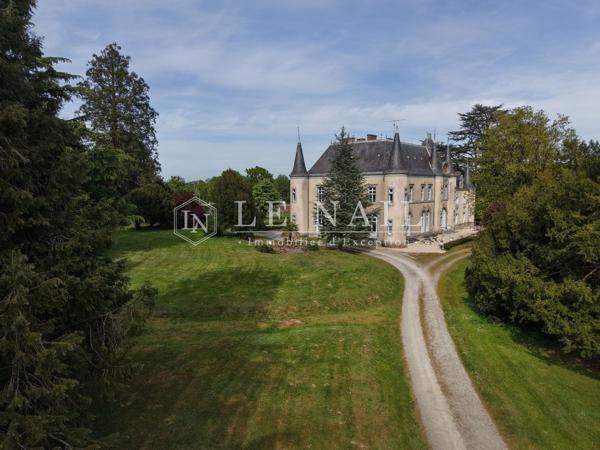 Joli château du XIXe siècle à vendre en Mayenne