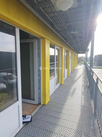 Vente Bureau 1 pièces 56 m2 à Villiers-le-Bel