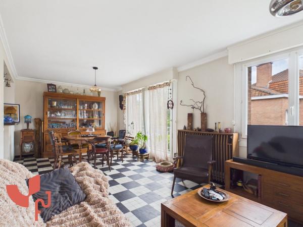 maison semi-individuelle, 4 pièces, garage