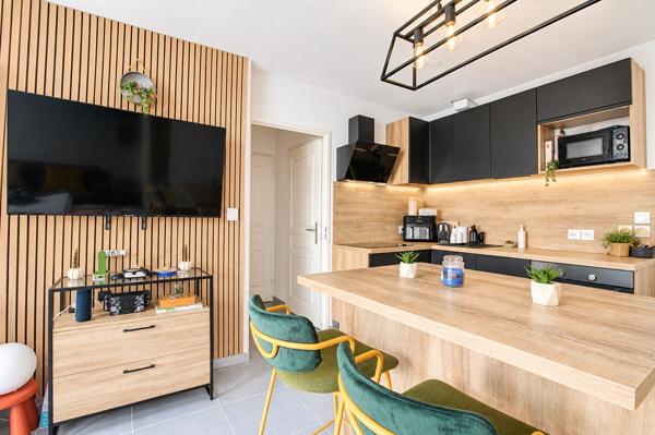 Appartement T2 - Balcon - Garage