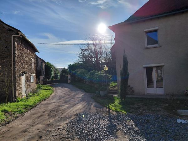 À vendre - Ferme, 8 pièces située à Maleville (12350)
