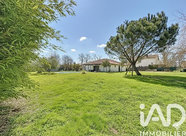 Maison à vendre 5 pièces 208 m² Eugénie-les-Bains
