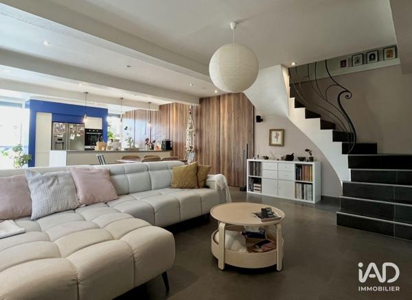 Maison à vendre 4 pièces 111 m² Cuers