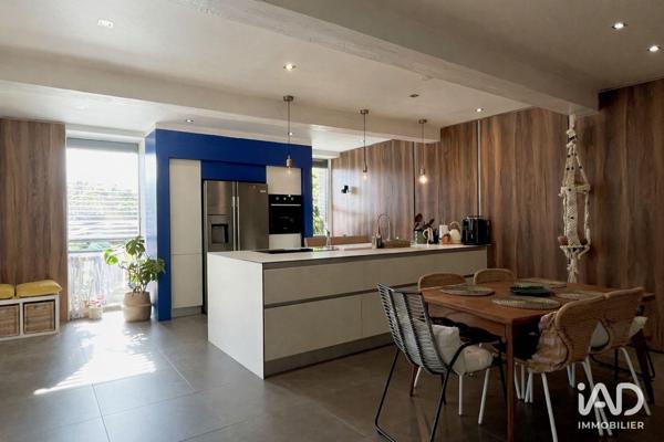 Maison à vendre 4 pièces 111 m² Cuers