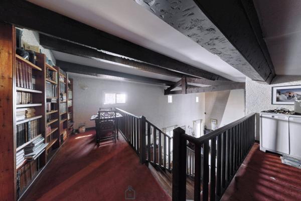 ST MITRE  - Belle propriété: Maison T7 avec piscine - 211m² / parcelle 2850m²