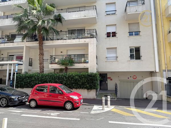Parking à vendre  23 m2 JUAN LES PINS - 06